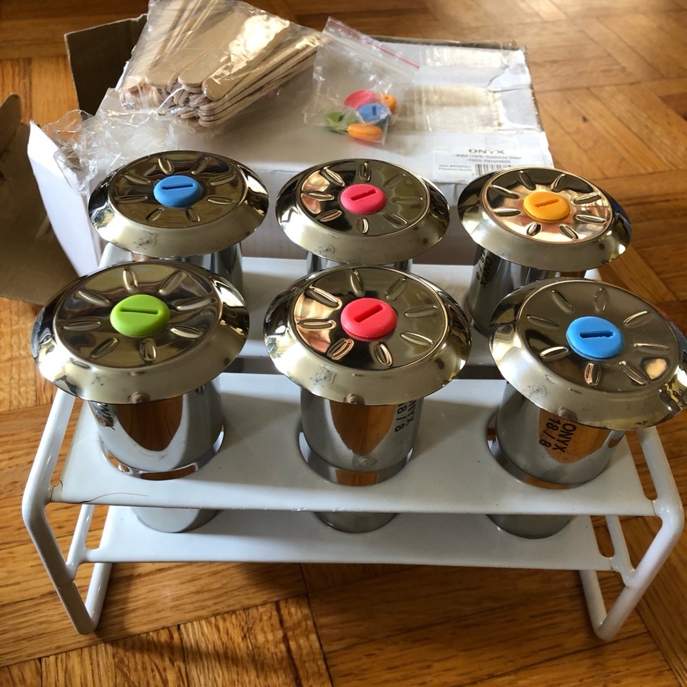 Onyx Stainless Steel Popsicle Molds with Colorful Silicone Caps